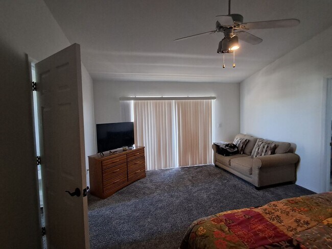 Building Photo - 13731 Markham Ln