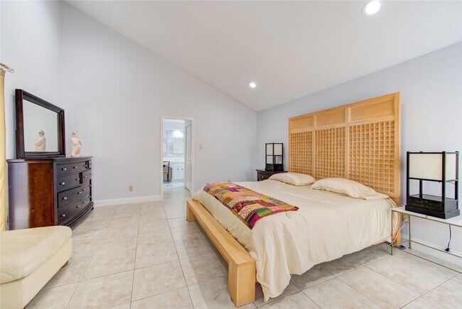 Building Photo - 14214 Woodnook Dr
