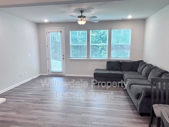 Building Photo - 175 Anise Ln