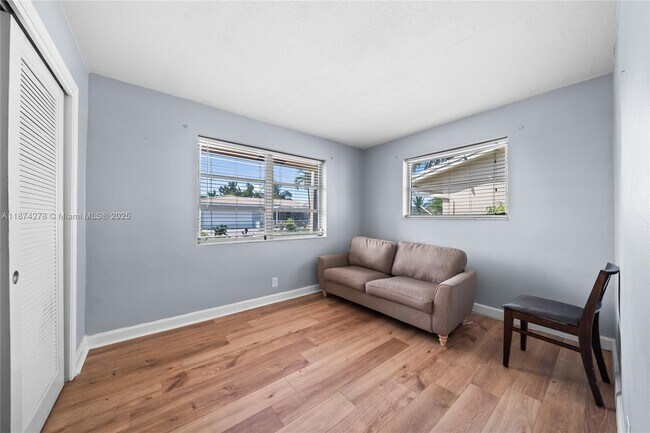 Building Photo - 4938 NW 54th Ct