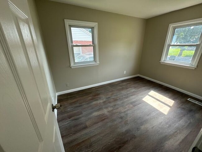 Building Photo - Beautiful home in Saint Ann!