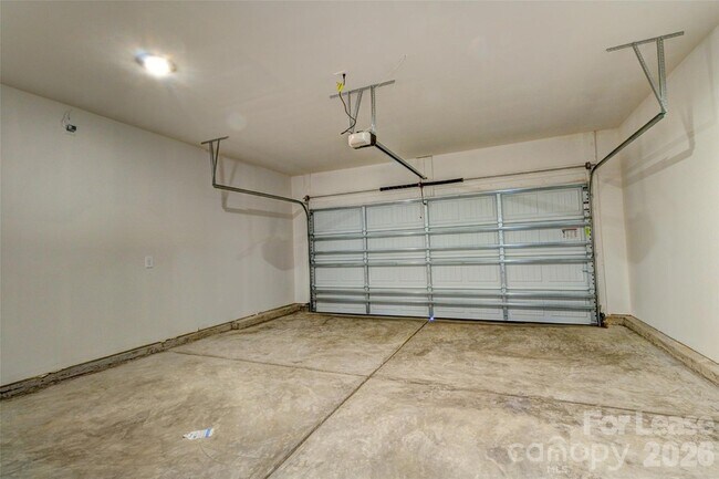 Building Photo - 5037 Poplin Vly