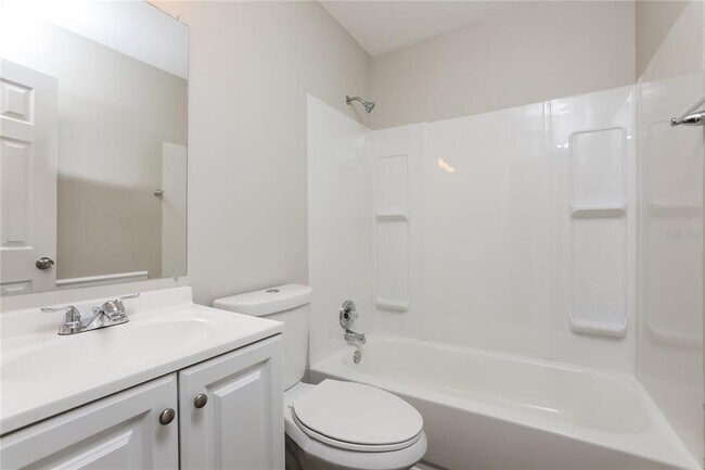Building Photo - 6923 Yucatan Dr
