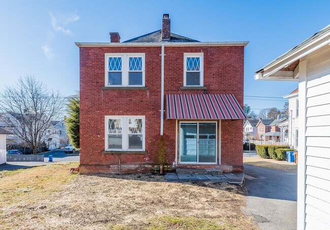 Building Photo - Beautiful Brick 2 -Story