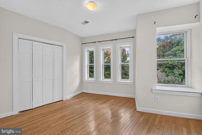 Building Photo - 1702 Florida Ave NW