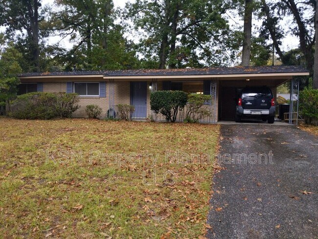 Building Photo - 412 Barnhill Dr
