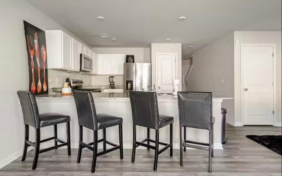 Building Photo - 43 L Gurley Ln