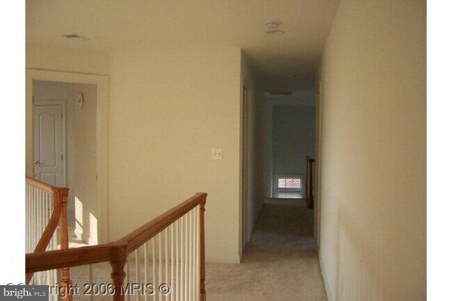 Building Photo - 15520 Tuxedo Ln