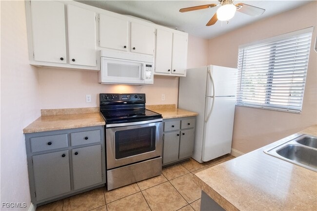 Building Photo - 12630 Kenwood Ln