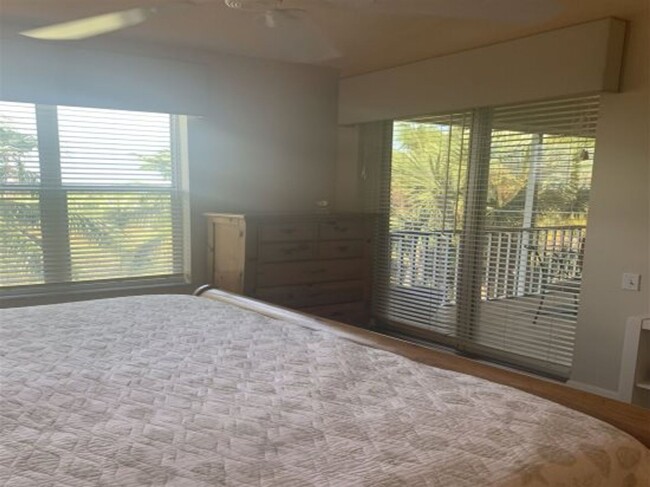 Building Photo - Seasonal Rental in Lexington Country Club