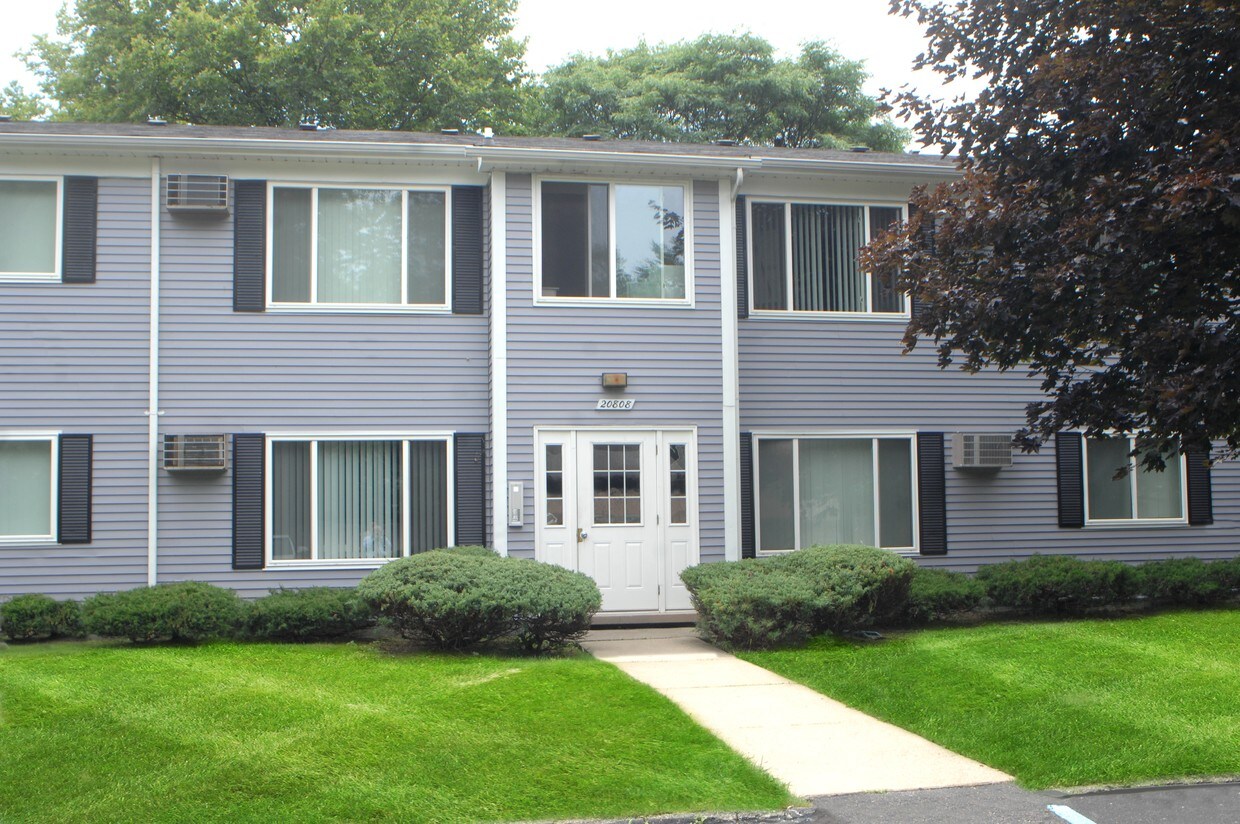 Village Oaks Apartments Farmington Hills
