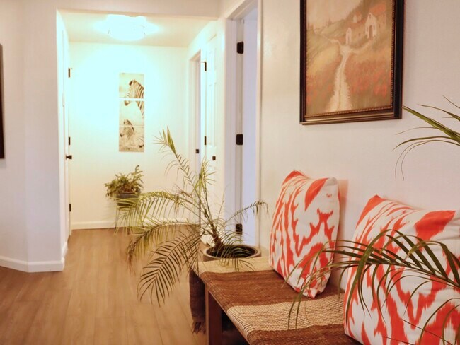 Building Photo - 16060 39th Ave