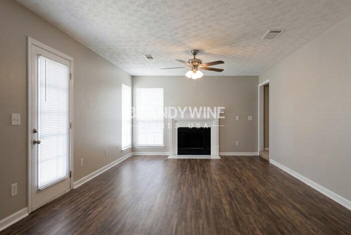 Building Photo - 3981 Ivy Trace Ln