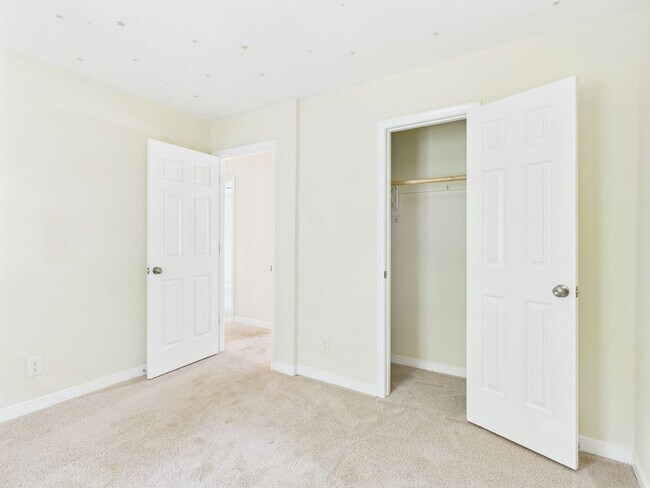 Building Photo - 9106 Barnwell Cir