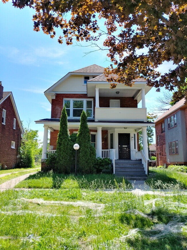 Building Photo - 3937 Beniteau St