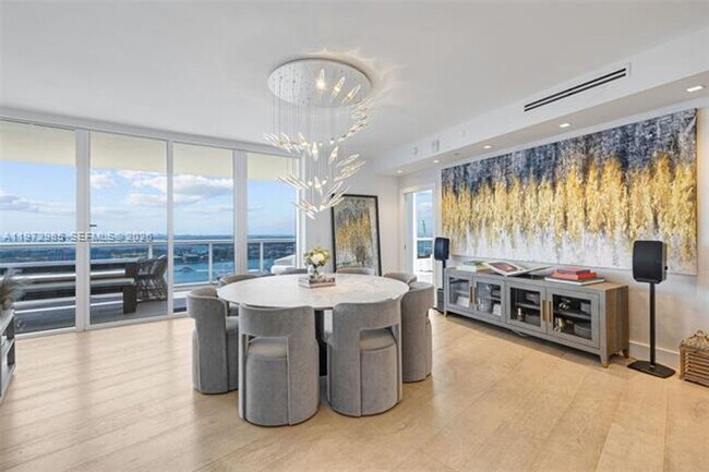 Building Photo - 400 Alton Rd