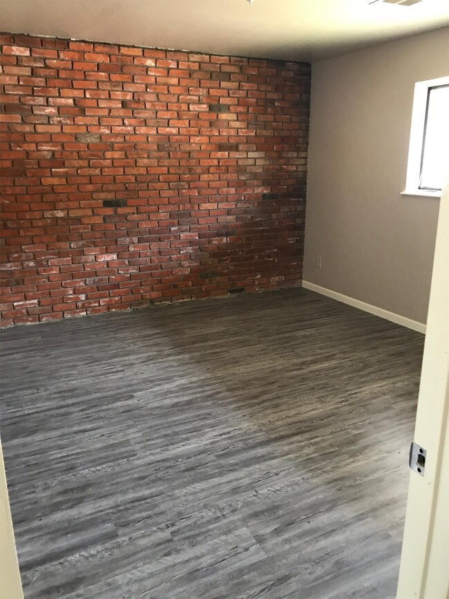 Building Photo - 3525 NW 50th St