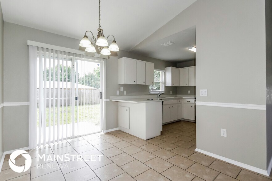 Building Photo - 4221 Sunny Glen Dr