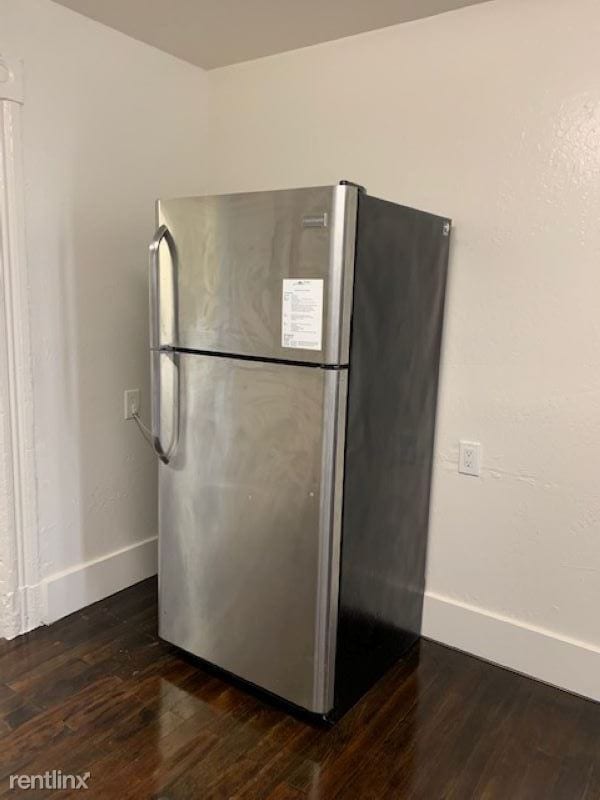 Building Photo - 3 br, 1 bath Duplex - 1694 11th St # B