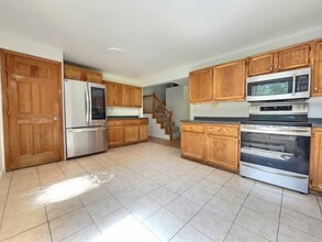 Building Photo - 116 Pine Trail