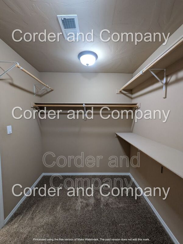 Building Photo - 940 Sellers Dr NE