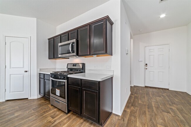 Building Photo - 5127 Radiant Dawn Dr