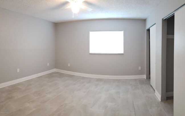 Building Photo - 133 Bristol Ct