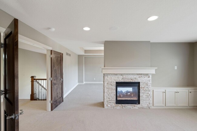 Building Photo - 5510 Upland Ln N