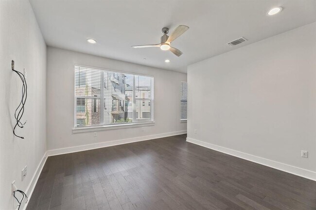 Building Photo - 4021 Manifest Ln