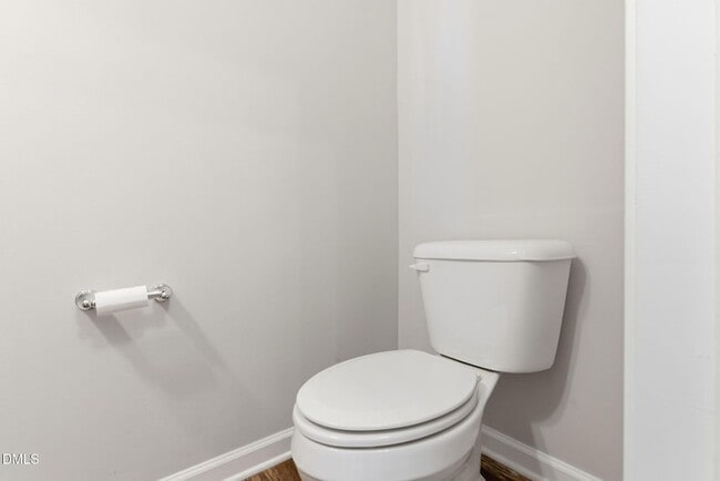 Building Photo - 759 Putney Hl Rd