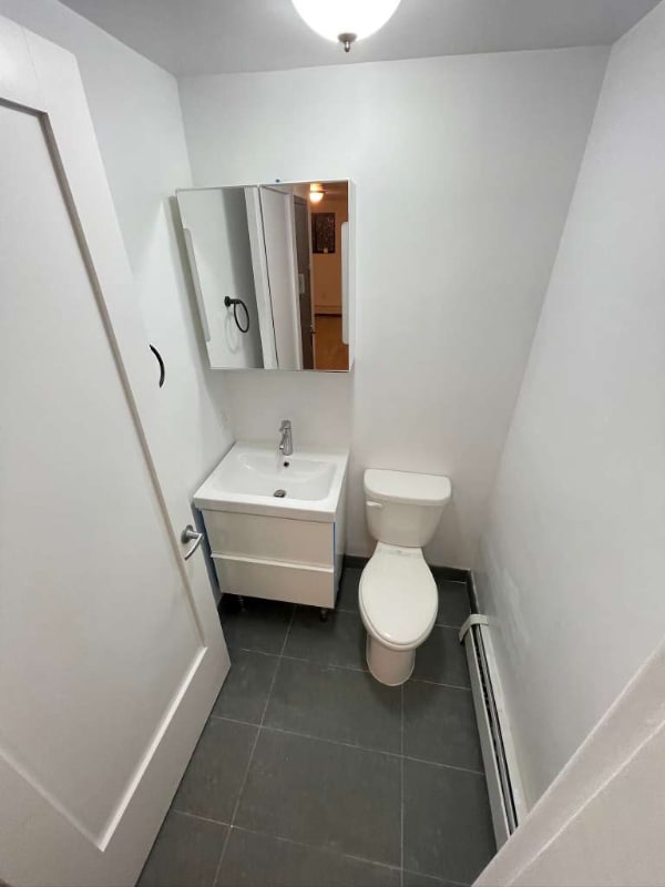 Building Photo - 66 E 127th St