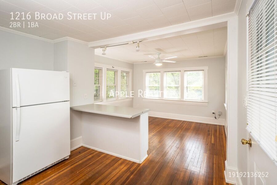 Building Photo - 1216 Broad St