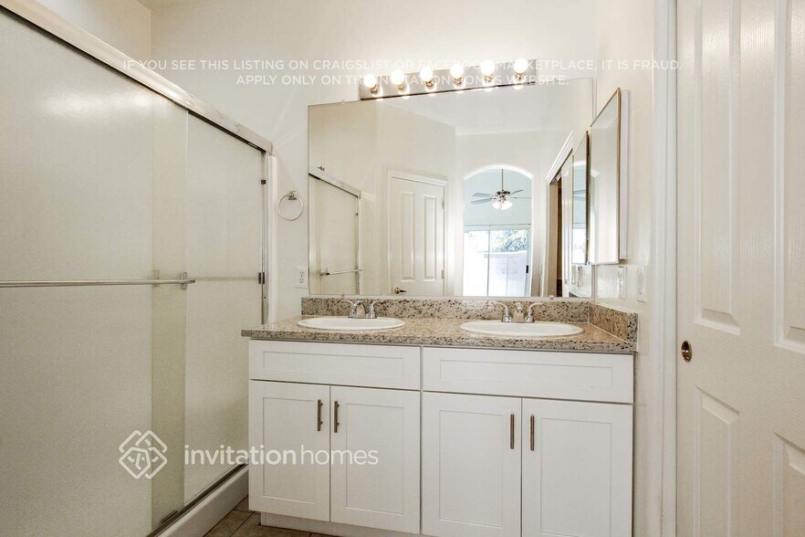 Building Photo - 15121 N 29th St