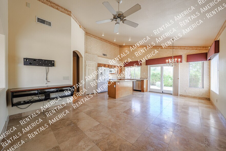 Building Photo - 15237 S 47th Way