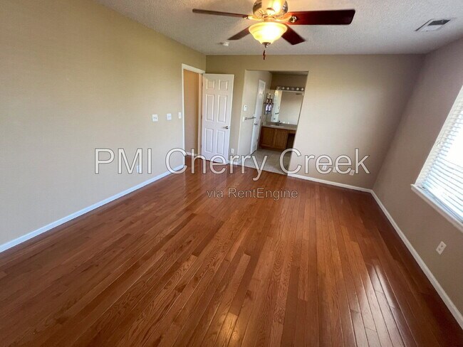 Building Photo - 19453 E Hollow Creek Dr