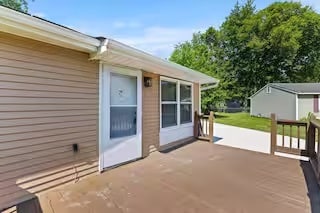 Building Photo - 2148 Champagne Dr