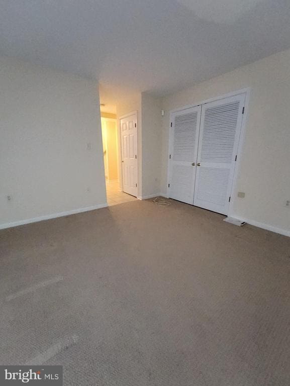 Building Photo - 8612 Sanderling Dr