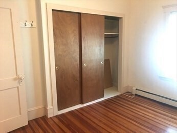 Building Photo - 145 Winsor Ave