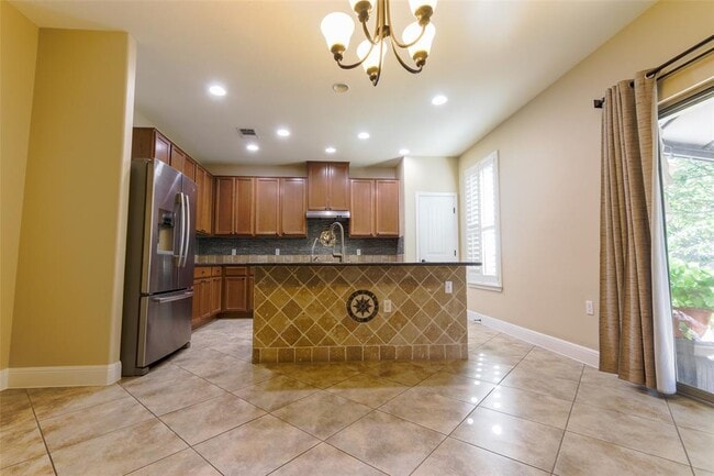 Building Photo - 8408 Panadero Dr