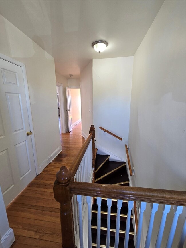 Building Photo - 739 Frost Ave