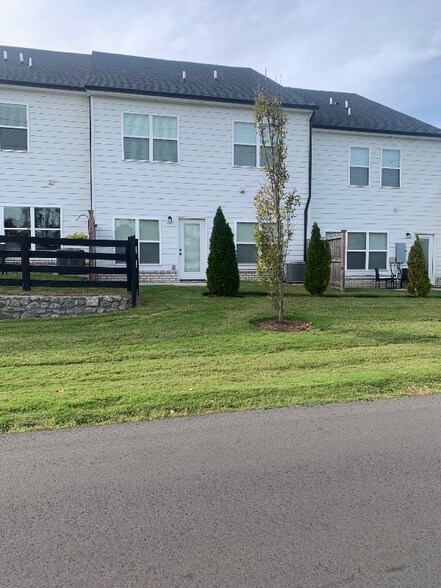 Building Photo - 107 Dameron Private Dr