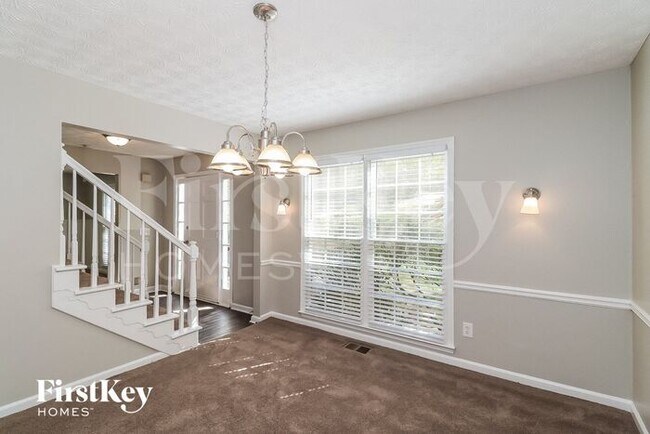 Building Photo - 2066 Arbor Forest Drive Southwest