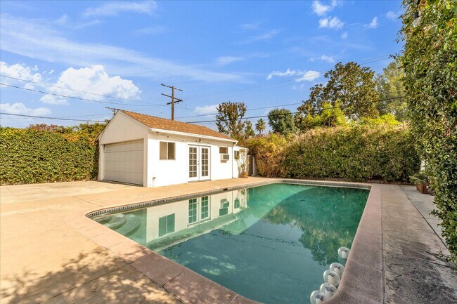 Backyard - 4710 Cartwright Ave