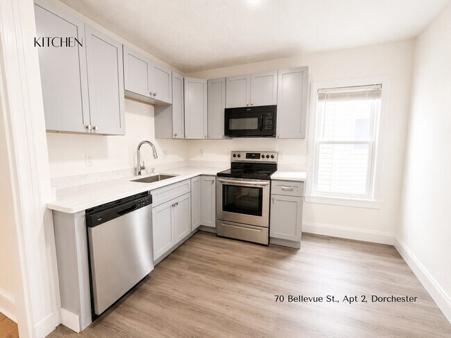 Building Photo - 70 Bellevue St