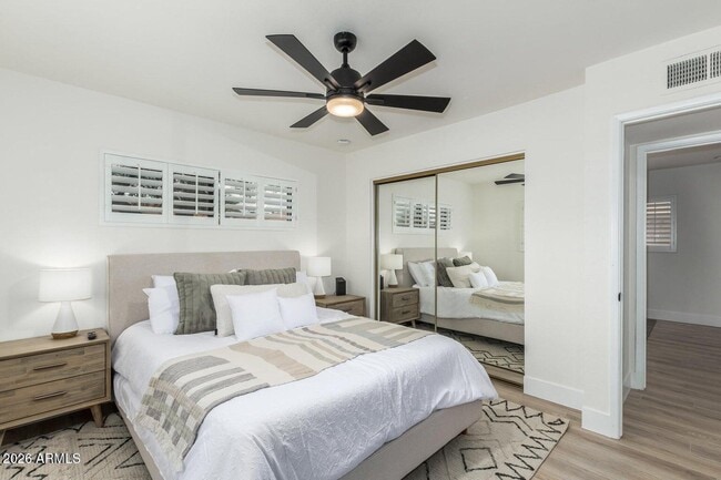 Building Photo - 4511 N 31st Pl