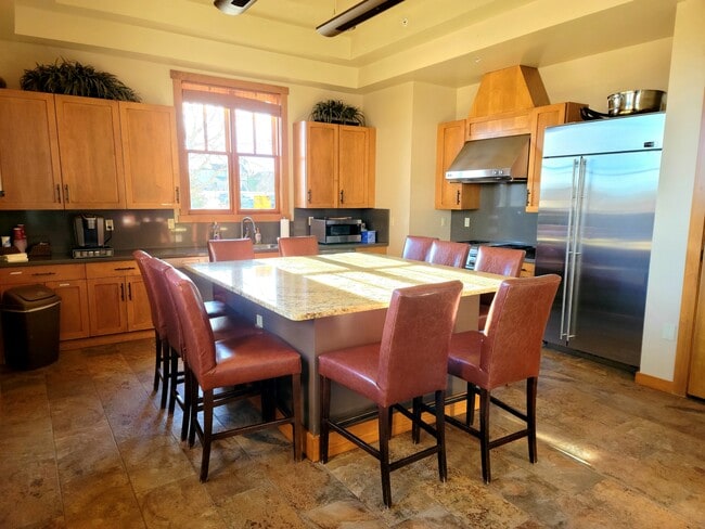 Clubhouse Kitchen - 6153 Ashmore Ln
