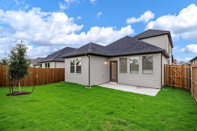 Building Photo - 518 Travine Dr