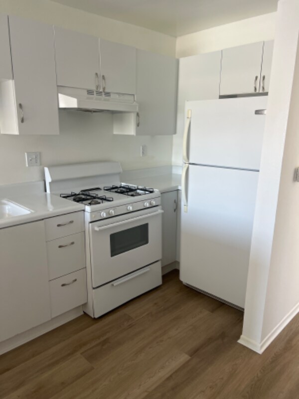 Building Photo - 3568 Vinton Ave