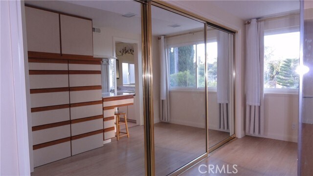 Building Photo - 1100 La Senda Dr
