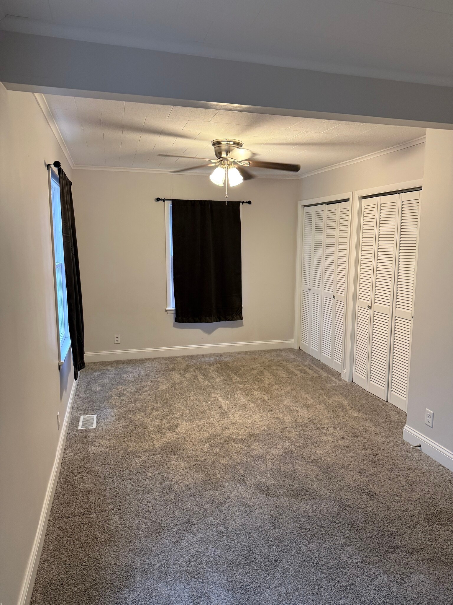 Building Photo - 3212 S Palmer St